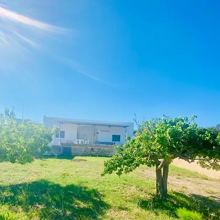 Апартаменты Sofimar Con Trullo Леука